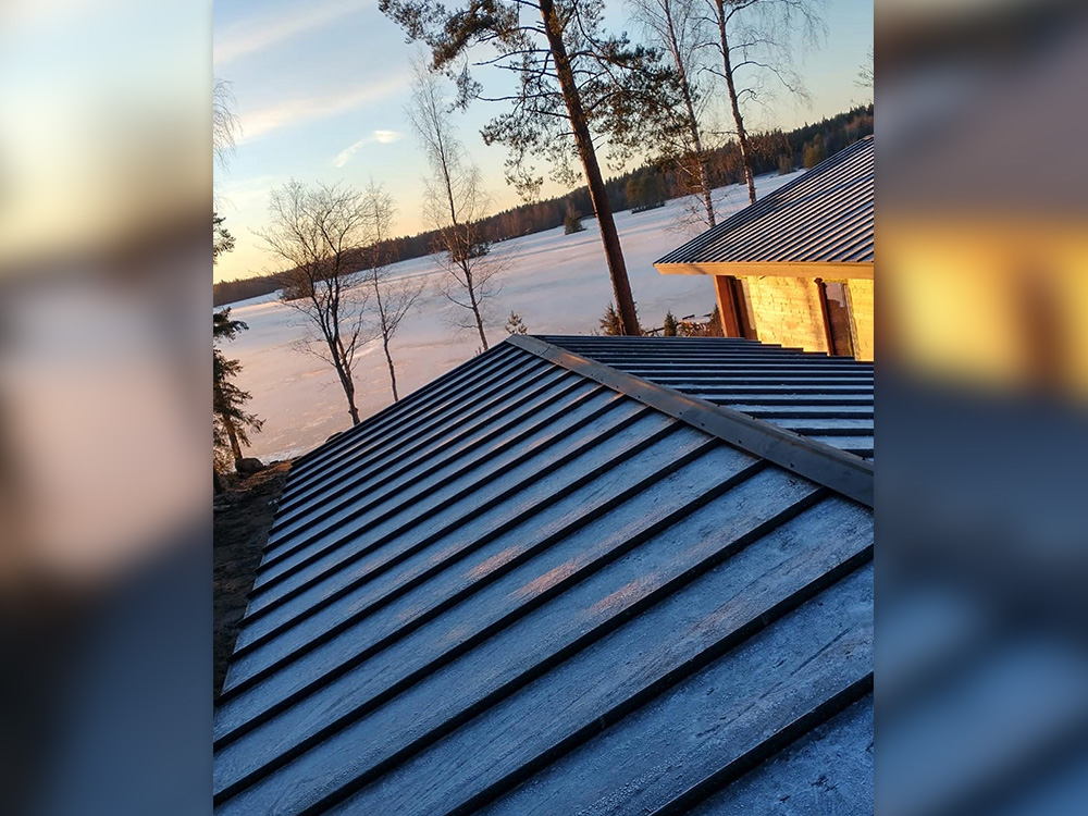 katto kuva auringonlaskun aikana